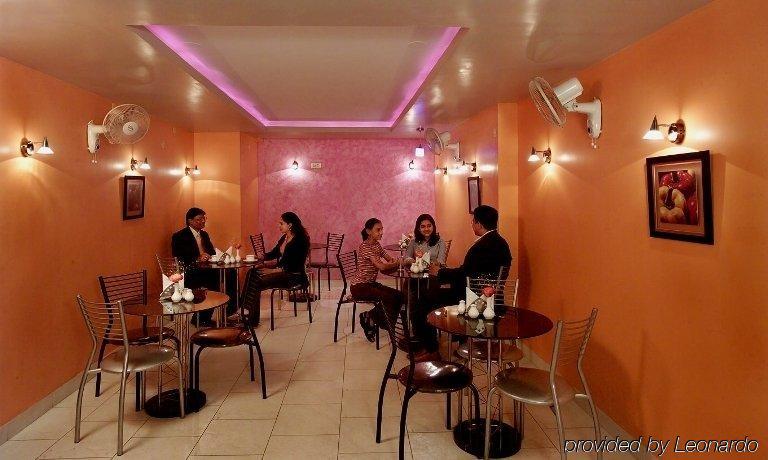 Hotel Housez43 Calcutta Restaurant billede